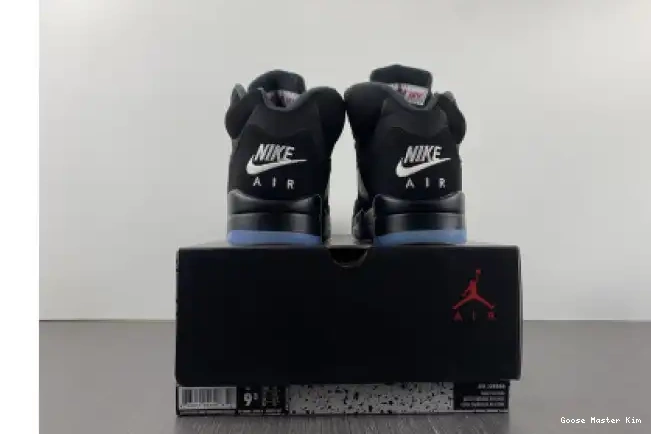 5 (2016) AIR 845035-003 JORDAN METALLIC BLACK 0515